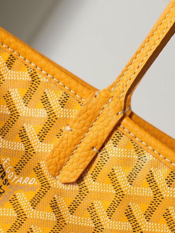sy_no_D3A182E6D0EFAFF997952C1556FDE599_1 Yellow Goyardine Hardy Small Commuter Tote