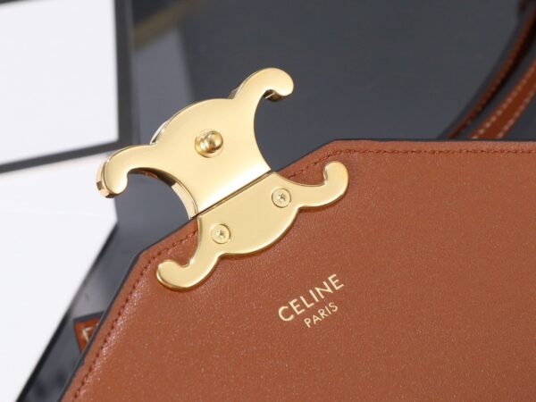 Enveloppe Triomphe Envelope Bag – Leather