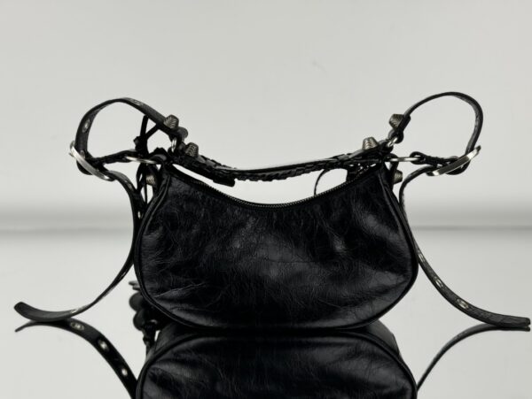 sy_no_D5208907EE4ED06D5E31AC0441557DC3_1 Balenciaga Le Cagole Crescent Moon Shoulder Bag