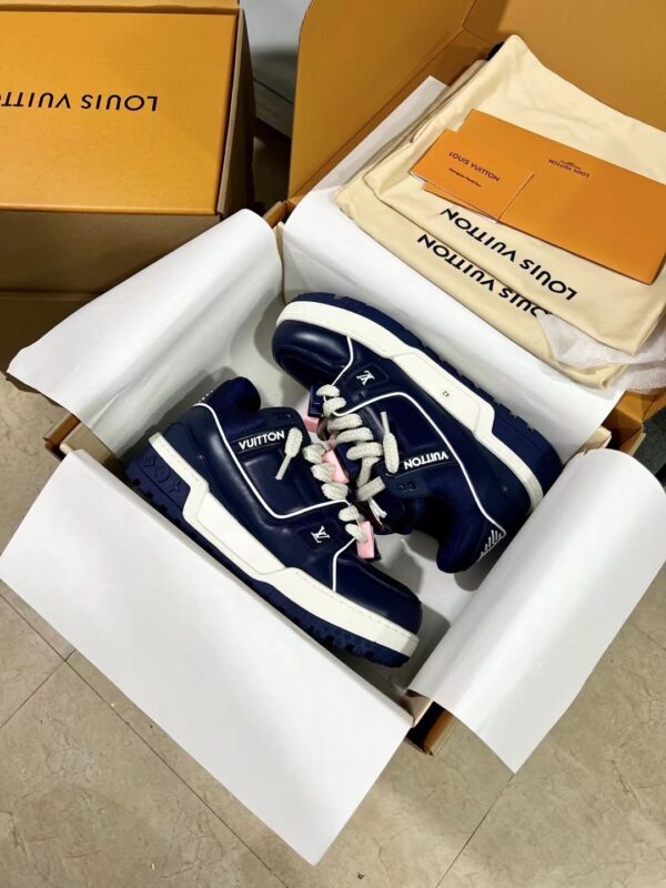 sy_no_D56E970951E478FC5B0B1AC07B1EE1EA_4 Louis Vuitton LV Skate Navy Blue Leather Retro Skate Sneakers