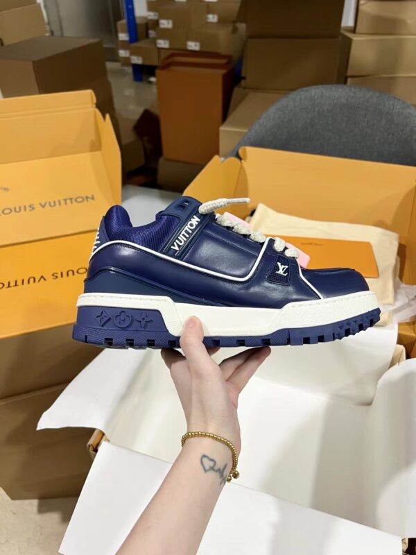 sy_no_D56E970951E478FC5B0B1AC07B1EE1EA_6 Louis Vuitton LV Skate Navy Blue Leather Retro Skate Sneakers