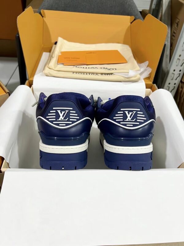 sy_no_D56E970951E478FC5B0B1AC07B1EE1EA_7 Louis Vuitton LV Skate Navy Blue Leather Retro Skate Sneakers