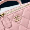 sy_no_D705A9B307C524070271F0BBAB3EB2C9_4 Chanel Vanity Case with Handle – Quilted Lambskin Chain Bag (Pink)