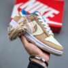 sy_no_D7DE75B11888AA542CCBD0520C8FDF9F_0 Nike Dunk Low – Khaki / Sail / Lake Blue
