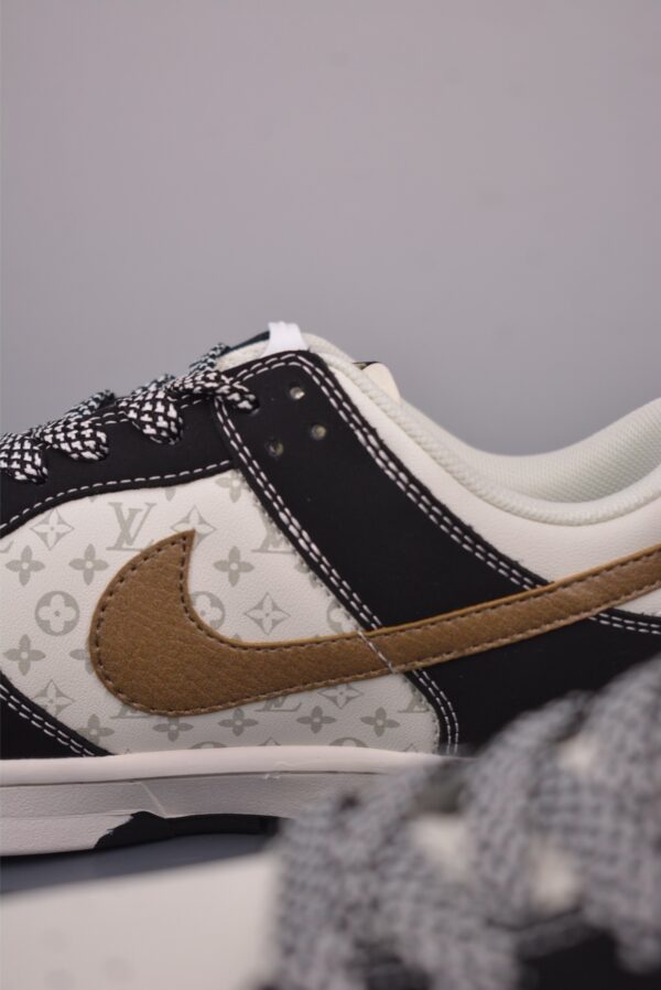 sy_no_D89784FB9AC17C9CACA8B770CCC00317_7 Louis Vuitton x Nike Dunk Low Custom – Brown Swoosh / Monogram