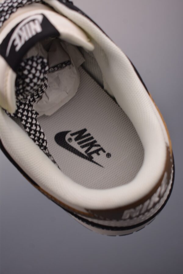 sy_no_D89784FB9AC17C9CACA8B770CCC00317_8 Louis Vuitton x Nike Dunk Low Custom – Brown Swoosh / Monogram