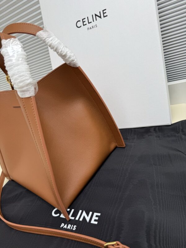 Small Cubo Bag – Brown