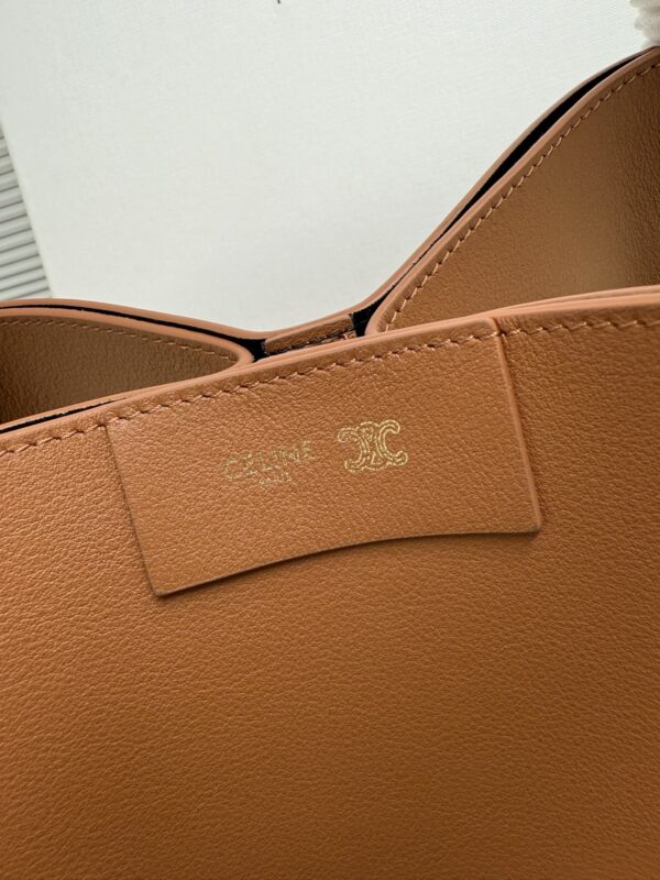 Small Cubo Bag – Brown