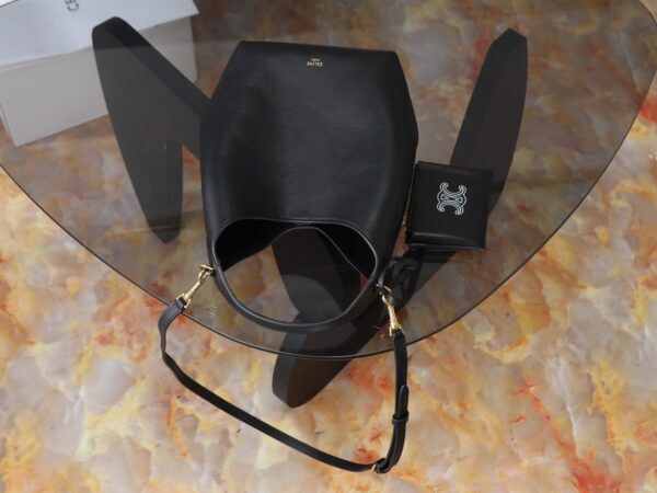 sy_no_D8EC8C26F08A827A097B6E36145EA416_6 Hobo Small Shoulder Bag – Black Natural Calfskin