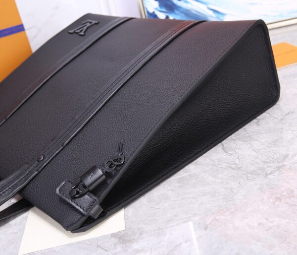 sy_no_D8ECF58FA6D547103EA9EFD8BCD1CFBA_6 LV Aerogram Tote Bag – Black
