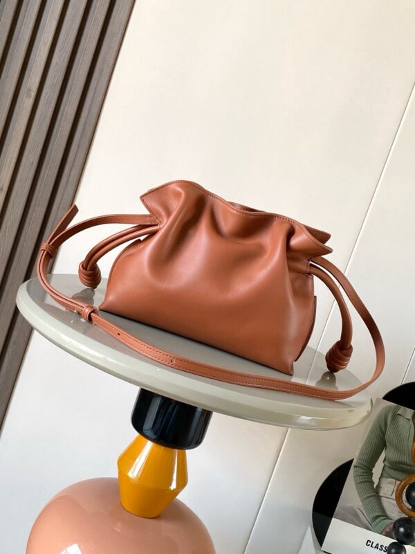 sy_no_D9697925542D06F2FB1096A7334C373D_3 LOEWE Mini Flamenco Knot Bag