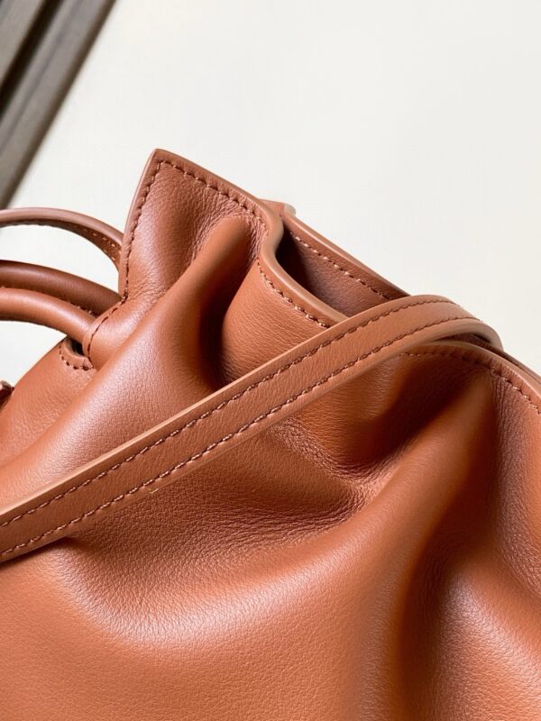 sy_no_D9697925542D06F2FB1096A7334C373D_5 LOEWE Mini Flamenco Knot Bag