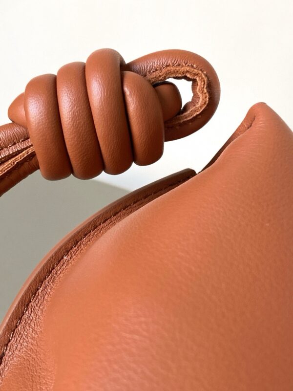 sy_no_D9697925542D06F2FB1096A7334C373D_6 LOEWE Mini Flamenco Knot Bag
