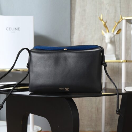 sy_no_D97C3F0FB6024F276A150128954E4595_0 Trio Flap Mini Bag – Black