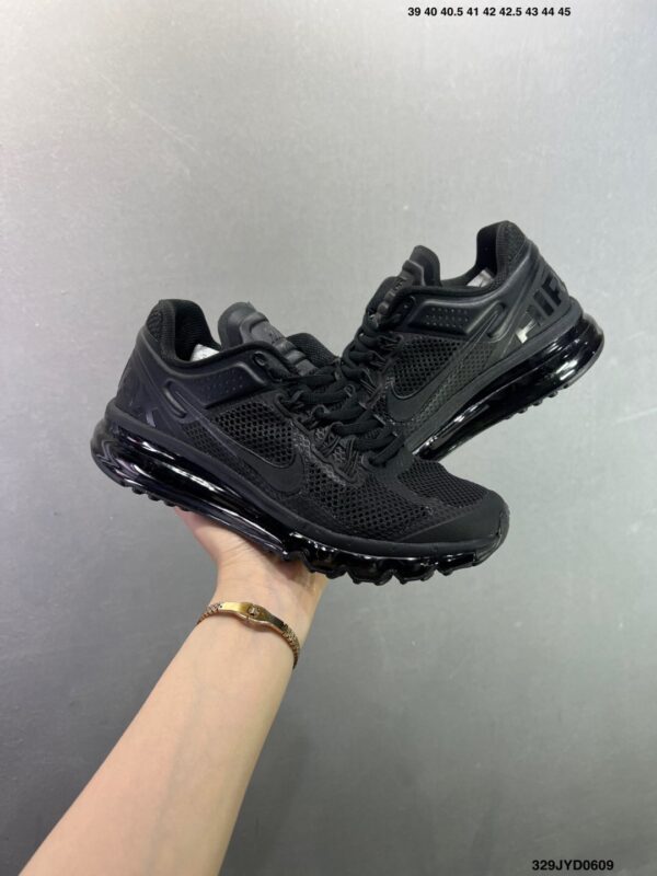 sy_no_D9A2E6F37C749C978EFE05356AF5BE10_7 Nike Air Max 2013 – Triple Black