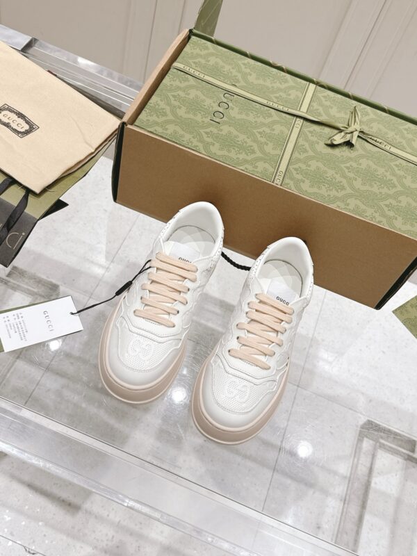 Gucci GG Embossed Leather Platform Sneaker – White / Peach Pink