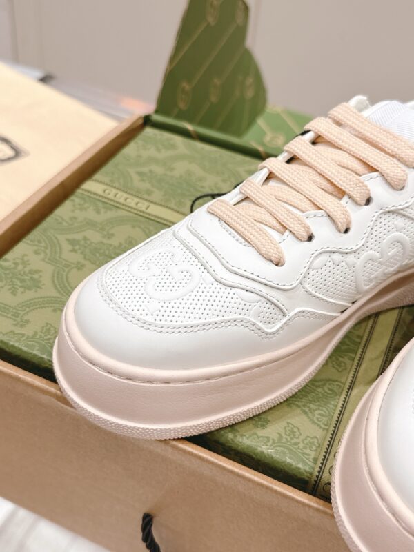 Gucci GG Embossed Leather Platform Sneaker – White / Peach Pink