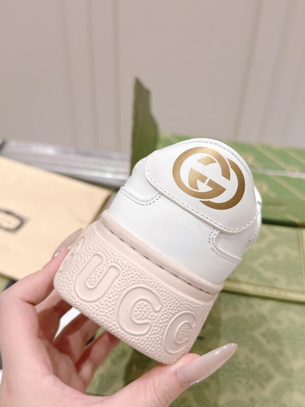 Gucci GG Embossed Leather Platform Sneaker – White / Peach Pink