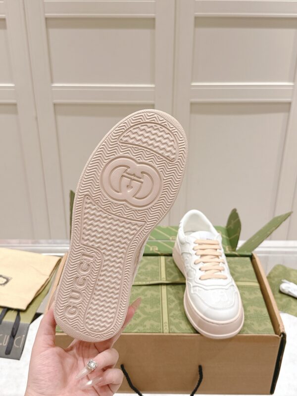 Gucci GG Embossed Leather Platform Sneaker – White / Peach Pink