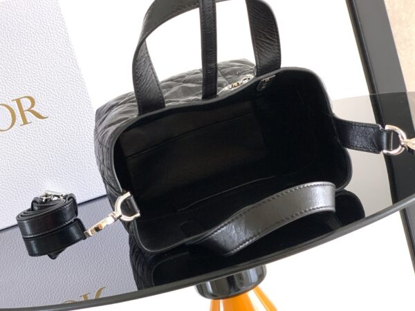 sy_no_DACA2AD6465D6ACB57EFB1A8BAFBBA40_6 Dior Women's Toujours Oversized Cannage Calfskin Shoulder Bag