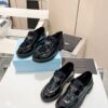 sy_no_DC52EB1AB5D263546D6D53F65E1DBAE9_8 Black Patent Leather Shearling-Lined Platform Loafers