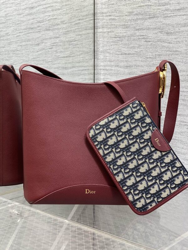 Dior Medaillon Bucket Bag – New Spring/Summer Calfskin Shoulder Bag