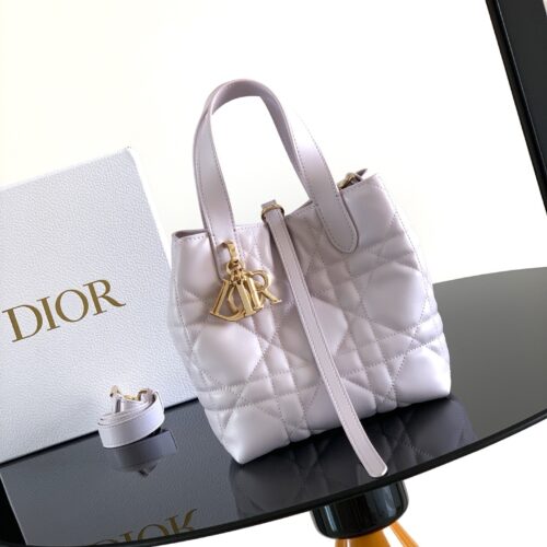 sy_no_DD172D1EE8A18150E8894CD898C5A989_0 Dior Women's Toujours Oversized Cannage Calfskin Shoulder Bag