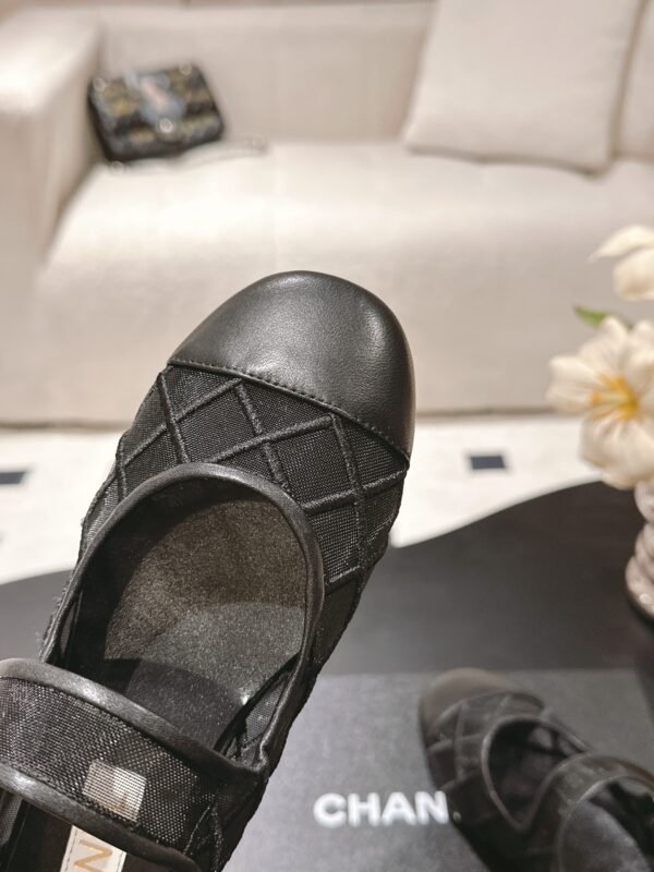 sy_no_DD8DF0905BA93DA603FAE93E18A2BBD1_7 Chanel Mary Jane Ballet Flats in All Black