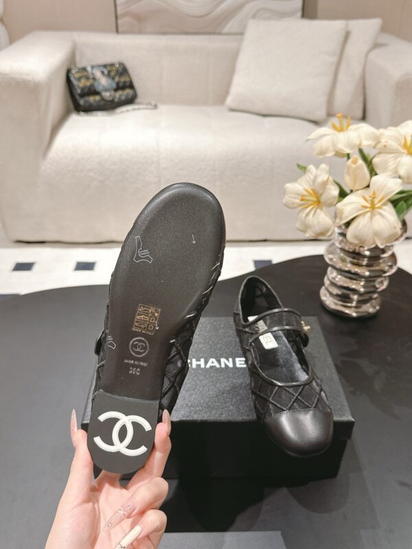 sy_no_DD8DF0905BA93DA603FAE93E18A2BBD1_8 Chanel Mary Jane Ballet Flats in All Black