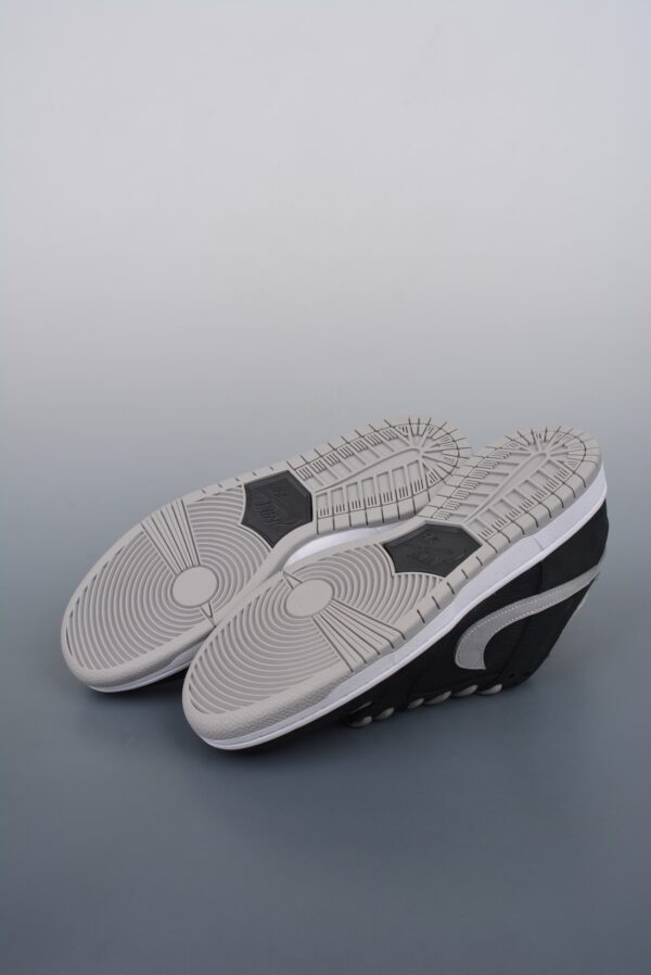 Nike SB Dunk Low Pro – Shadow