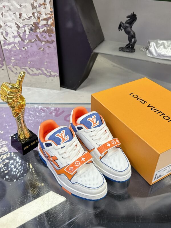 sy_no_DE85B6CE8E861434F7A78F8702FD9FDA_4 Louis Vuitton LV Trainer Orange, Blue & White Retro Sneakers