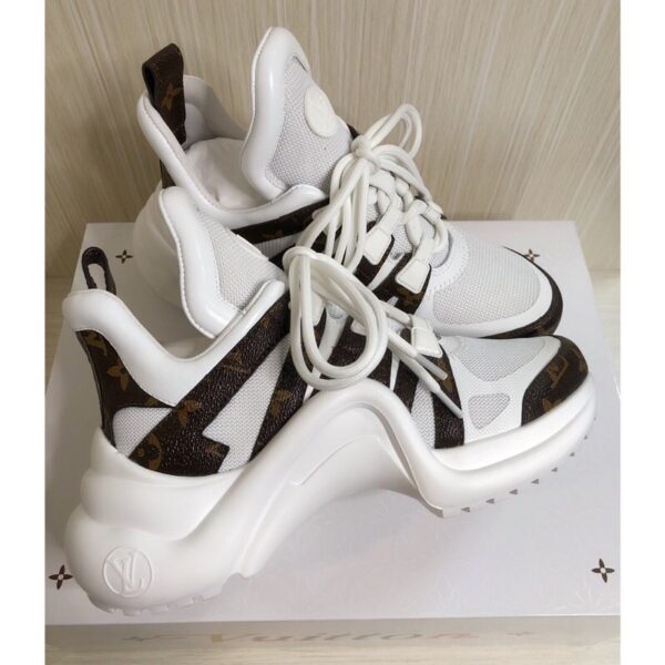 Louis Vuitton Archlight Sneakers (Chunky/Dad Shoes/Space-Style Sneakers) – Trendy Casual Footwear