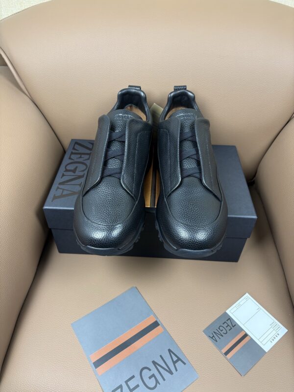 sy_no_E195AFA611CC3D538FC5EA334C79C1E0_3 Black Textured Leather Vibram® Lug-Sole Slip-On Sneakers