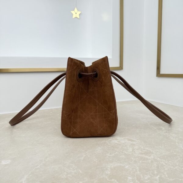 sy_no_E2273A3133D3659814113F6907F6129F_6 Dior Bow Tote Bag – Brown Italian Leather