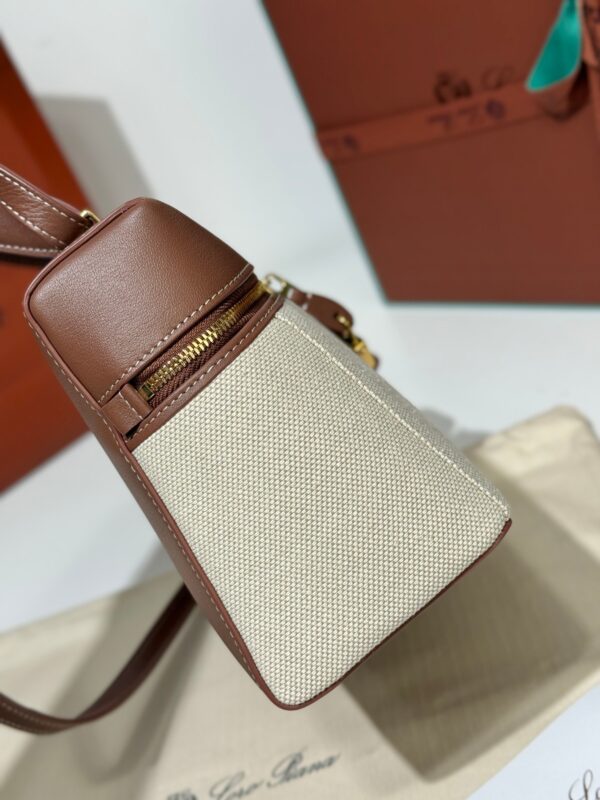 sy_no_E33A0A90B117FC959F0AC7E0631D6275_5 Loro Piana Extra Bag L27 Shoulder Bag – Saddle Leather