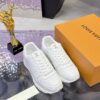 sy_no_E3A188C9FF6585CD74662E723BFE019E_4 Louis Vuitton Men's Run Away Sneaker – New Model in White Grained Calfskin