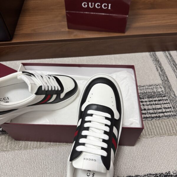 sy_no_E4F21EDBD509E86040858889F1B2E534_6 Gucci Re-Web Sneaker in Black & White Leather with White Sole