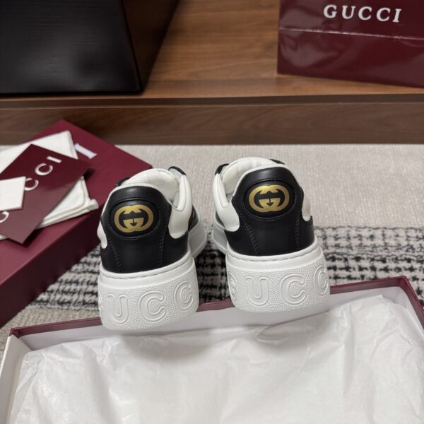 sy_no_E4F21EDBD509E86040858889F1B2E534_7 Gucci Re-Web Sneaker in Black & White Leather with White Sole