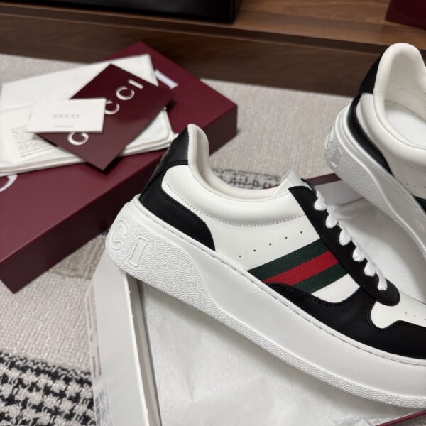 sy_no_E4F21EDBD509E86040858889F1B2E534_8 Gucci Re-Web Sneaker in Black & White Leather with White Sole