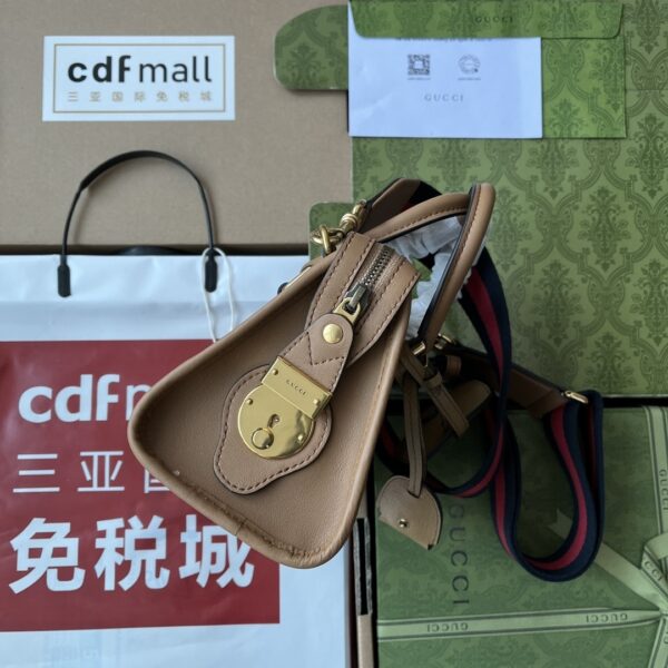 sy_no_E5089E06B4DB9373C0A98059F36EEE67_3 Gucci Exquisite Mini Canvas Top Handle Bag – Brown