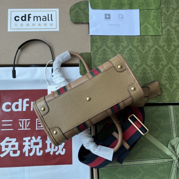 sy_no_E5089E06B4DB9373C0A98059F36EEE67_4 Gucci Exquisite Mini Canvas Top Handle Bag – Brown