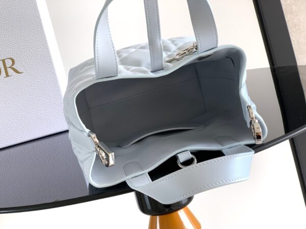 sy_no_E539D2B9E38B452E5422CD764B2E2266_7 Dior Women's Toujours Oversized Cannage Calfskin Shoulder Bag