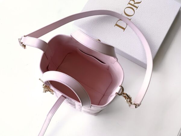sy_no_E57A4F9C921DF34FEBC7AF6715F26A91_6 Dior Women's Toujours Oversized Cannage Calfskin Shoulder Bag