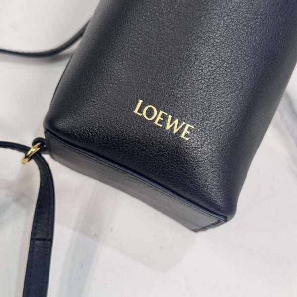 sy_no_E5E3BE1587EDE4B9A73642BEF79932ED_6 Loewe Scarf Backpack – Smooth Calfskin Leather