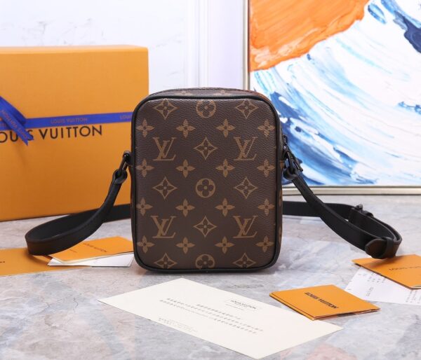 sy_no_E67354BD4BA0AD42FA37DB900ED17F29_2 Wearable Wallet Crossbody Bag