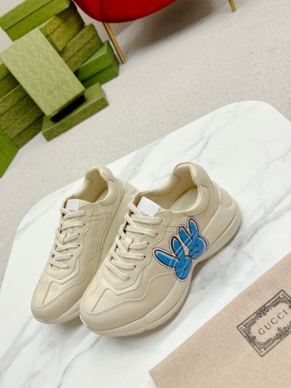 sy_no_E6E22C15A7144F701AD72E69E987799D_8 Gucci Rhyton Leather Sneaker in Off-White