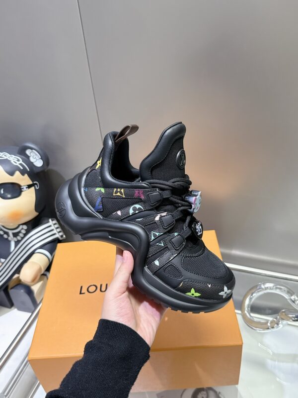 sy_no_E720E46C72EC8A8F0DF749459FC27103_0 Louis Vuitton LV Archlight Black Multi-Color Monogram x Sun Yitian Sneakers