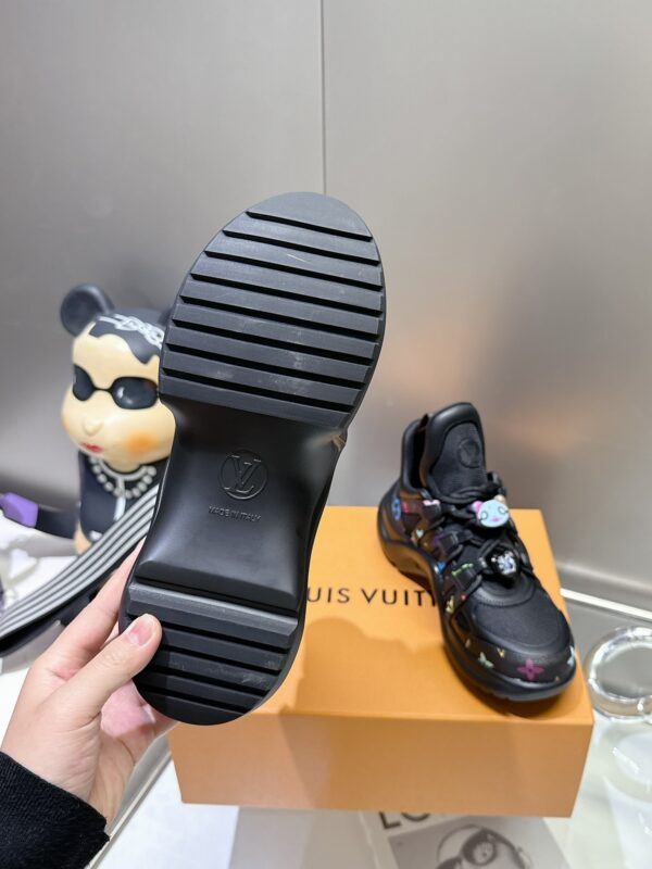 sy_no_E720E46C72EC8A8F0DF749459FC27103_8 Louis Vuitton LV Archlight Black Multi-Color Monogram x Sun Yitian Sneakers