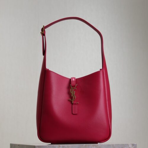 LE 5 À 7 Underarm Bag – Fuchsia Pink
