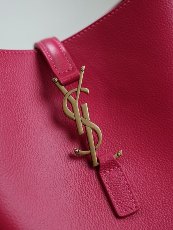sy_no_E81165E26BCDC6594BA31DE29E0C53CB_5 LE 5 À 7 Underarm Bag – Fuchsia Pink